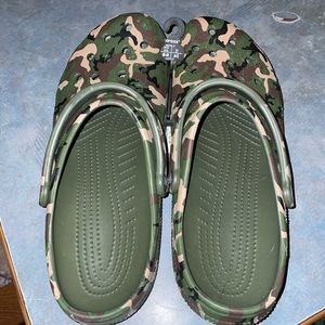 *BRAND NEW* Camouflage Crocs